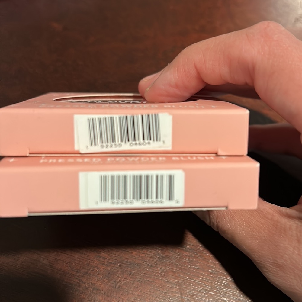 Colourpop bundle - Picture 8 of 8